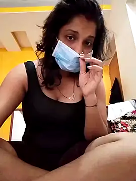 Snapshot of Love_Foreverr12 chatting on 10-09-25, 04:54 Love Foreverr12 online show from 10-09-25, 04:54