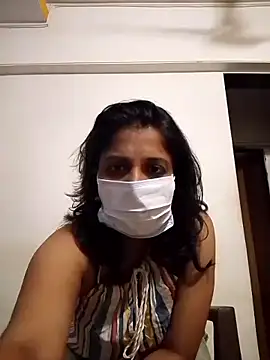 Snapshot of Love_Foreverr12 chatting on 10-12-25, 12:48 Love Foreverr12 online show from 10-12-25, 12:48