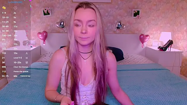Snapshot of Little_Rockk chatting on 07-18-26, 12:42 Little Rockk online show from 07-18-26, 12:42