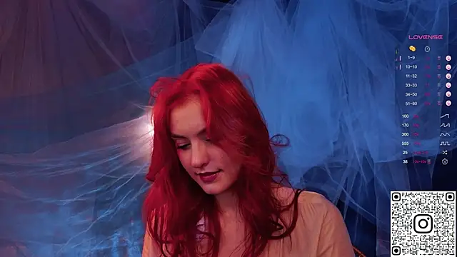 GildedKitten online show from 12-05-25, 06:15