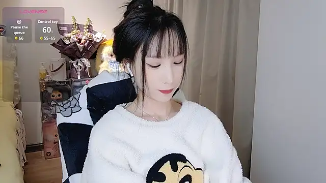 Snapshot of M-OTT_ chatting on 01-19-26, 01:20 M-OTT online show from 01-19-26, 01:20