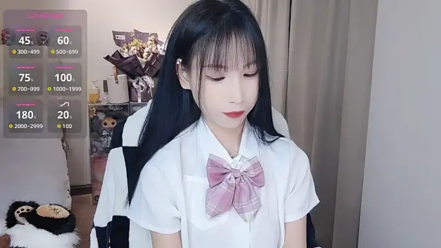 Snapshot of M-OTT_ chatting on 02-06-26, 01:03 M-OTT online show from 02-06-26, 01:03