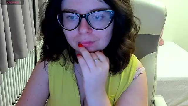 MilisaSweet777 online show from 12-21-25, 08:05