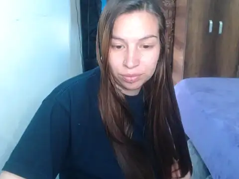 Snapshot of cloequeen15 chatting on 03-03-26, 02:56 cloequeen15 online show from 03-03-26, 02:56