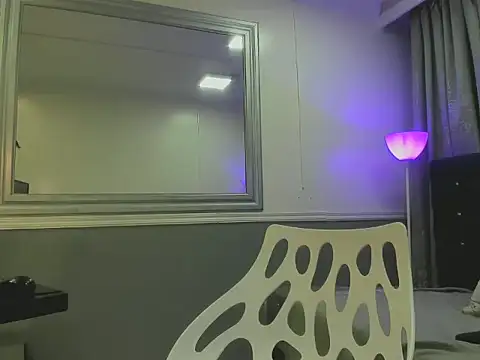 Snapshot of Oriana_Jhonson chatting on 02-21-26, 11:00 Oriana Jhonson online show from 02-21-26, 11:00