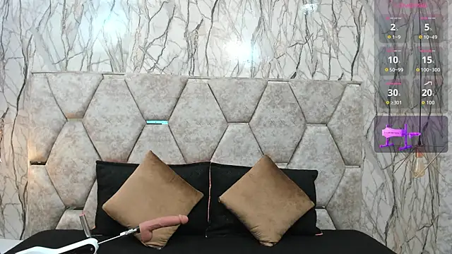 EXOTIC EBONY  online show from 09-13-25, 07:57