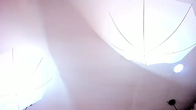 EXOTIC EBONY  online show from 11-01-25, 07:49