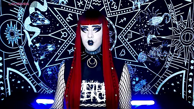 Snapshot of naomi_satan chatting on 09-12-25, 12:33 naomi satan online show from 09-12-25, 12:33