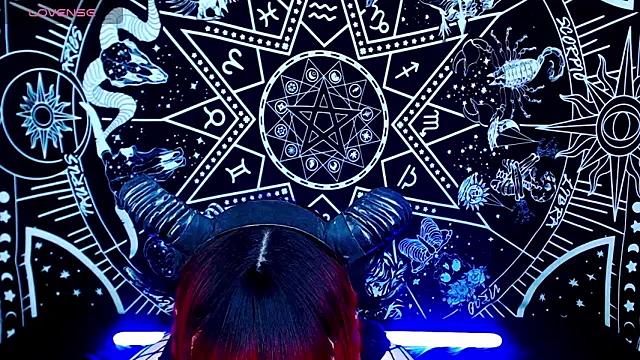 Snapshot of naomi_satan chatting on 09-26-25, 10:14 naomi satan online show from 09-26-25, 10:14