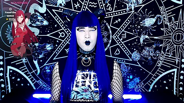 Snapshot of naomi_satan chatting on 10-23-25, 01:05 naomi satan online show from 10-23-25, 01:05