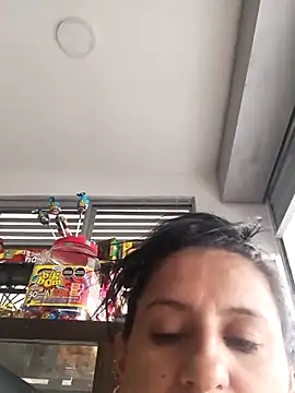 Snapshot of Titiss8921 chatting on 09-12-25, 12:16 Titiss8921 online show from 09-12-25, 12:16