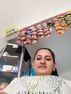 Snapshot of Titiss8921 chatting on 09-25-25, 11:58 Titiss8921 online show from 09-25-25, 11:58