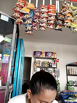 Snapshot of Titiss8921 chatting on 10-28-25, 01:03 Titiss8921 online show from 10-28-25, 01:03