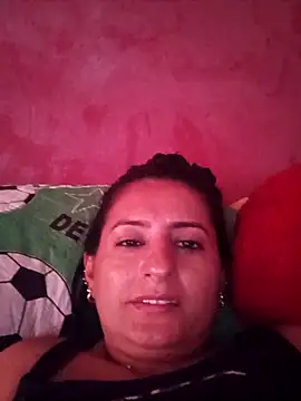 Snapshot of Titiss8921 chatting on 11-02-25, 06:43 Titiss8921 online show from 11-02-25, 06:43