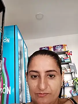 Snapshot of Titiss8921 chatting on 11-04-25, 01:32 Titiss8921 online show from 11-04-25, 01:32