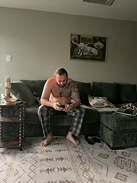 Snapshot of Flowerdaddy@xh chatting on 01-11-26, 01:49 Flowerdaddyxh online show from 01-11-26, 01:49