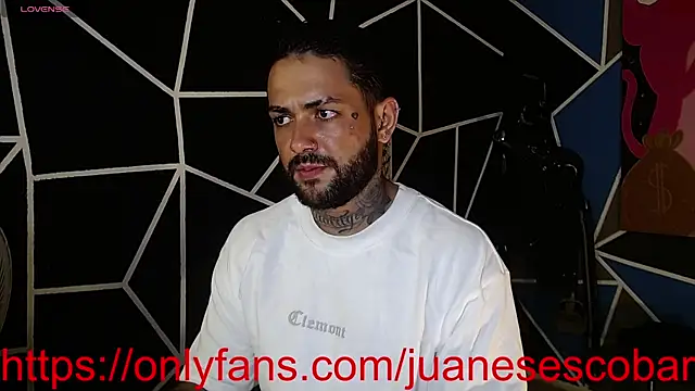 Snapshot of nicolastorres99 chatting on 09-26-25, 02:48 nicolastorres99 online show from 09-26-25, 02:48