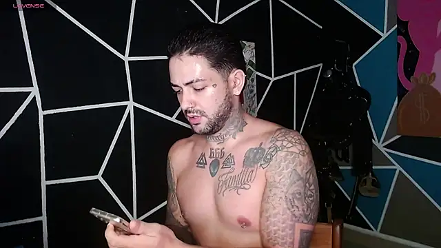 Snapshot of nicolastorres99 chatting on 10-29-25, 12:46 nicolastorres99 online show from 10-29-25, 12:46