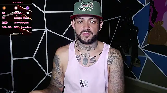 Snapshot of nicolastorres99 chatting on 11-25-25, 02:55 nicolastorres99 online show from 11-25-25, 02:55