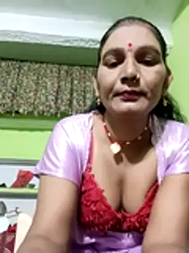 Snapshot of ZIVAA chatting on 07-02-26, 05:30 ZIVAA online show from 07-02-26, 05:30