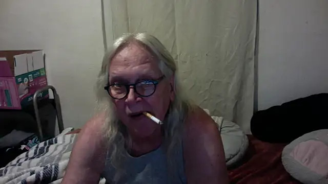 OldLadySara online show from 05-24-26, 12:37