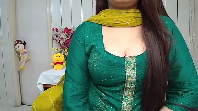 Snapshot of ruby100 chatting on 02-06-26, 11:41 ruby100 online show from 02-06-26, 11:41