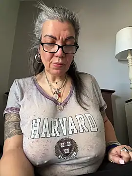 dieseldame1313 online show from 01-25-25, 06:35