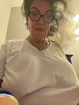 dieseldame1313 online show from 03-04-25, 08:46