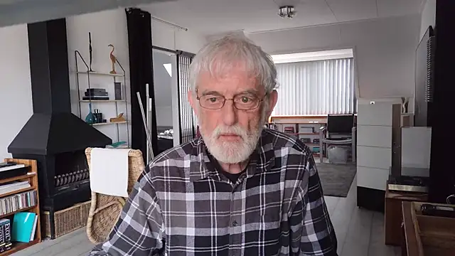 ewaldwillems99 online show from 04-02-26, 02:37