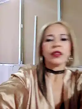 Alisson Milf online show from 09-19-25, 12:23