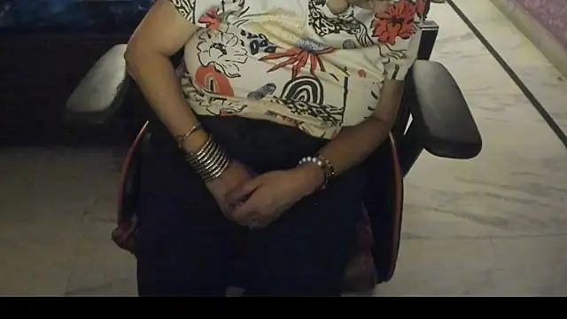 ShylaGill online show from 11-26-25, 10:22