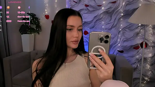 Aria Mila online show from 02-18-26, 11:17