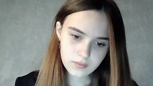 Snapshot of SweetLoraa chatting on 09-18-25, 07:27 SweetLoraa online show from 09-18-25, 07:27