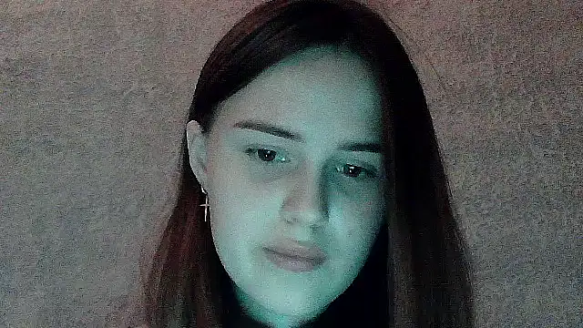 Snapshot of SweetLoraa chatting on 11-18-25, 02:32 SweetLoraa online show from 11-18-25, 02:32