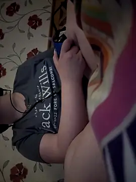 Snapshot of itsCuteTits chatting on 11-29-25, 08:12 itsCuteTits online show from 11-29-25, 08:12