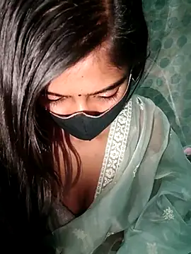 Crystil love-21 online show from 03-08-26, 07:01