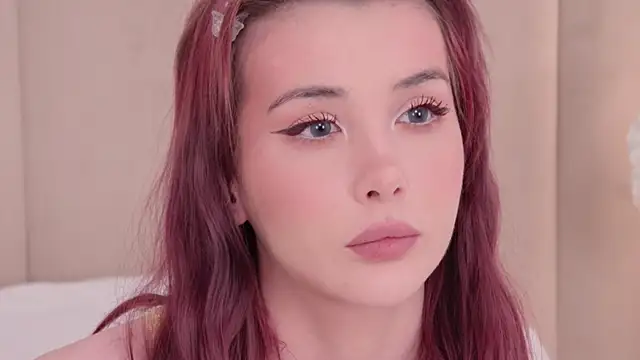 Nesolla online show from 11-11-25, 10:48