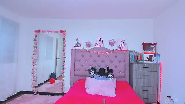 Snapshot of Gabi_Jhons_23 chatting on 10-08-25, 10:57 Gabi Jhons 23 online show from 10-08-25, 10:57