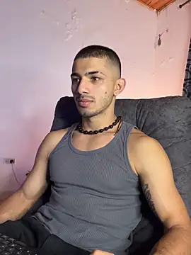 Snapshot of ArturoCardona_ chatting on 10-03-25, 12:35 ArturoCardona online show from 10-03-25, 12:35