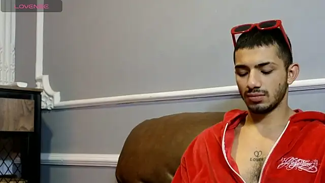 Snapshot of ArturoCardona_ chatting on 10-23-25, 12:48 ArturoCardona online show from 10-23-25, 12:48