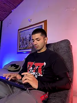 Snapshot of ArturoCardona_ chatting on 11-17-25, 04:46 ArturoCardona online show from 11-17-25, 04:46