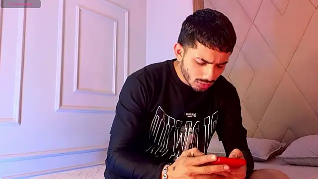 ArturoCardona  online show from 01-17-26, 02:16