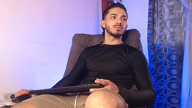 ArturoCardona  online show from 05-15-26, 09:55