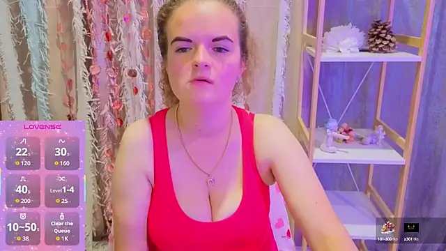 Luisa Rosee online show from 10-14-25, 07:25