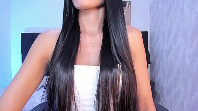 Snapshot of kaylaadams7 chatting on 12-17-25, 11:38 kaylaadams7 online show from 12-17-25, 11:38