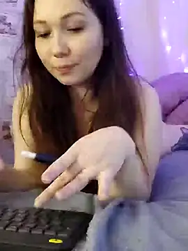 Snapshot of _San_Sara_ chatting on 01-12-25, 01:05 San Sara online show from 01-12-25, 01:05