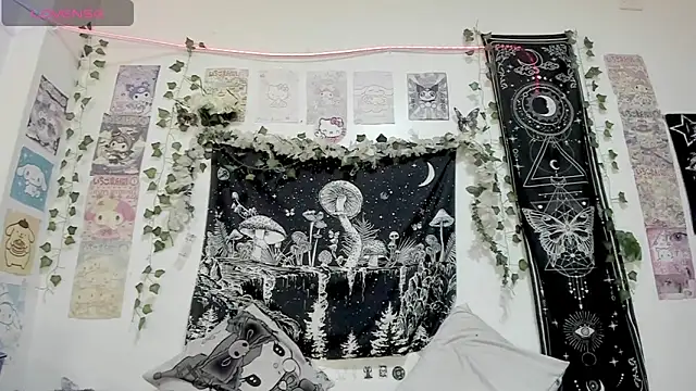 GothKitten666 online show from 03-29-26, 06:13