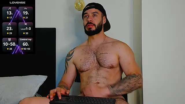 Snapshot of Drake_Cole chatting on 02-11-26, 11:32 Drake Cole online show from 02-11-26, 11:32