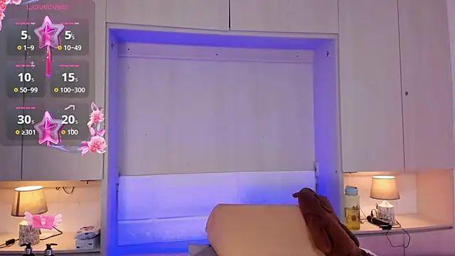 Snapshot of LilyWhitney chatting on 11-15-25, 04:10 LilyWhitney online show from 11-15-25, 04:10