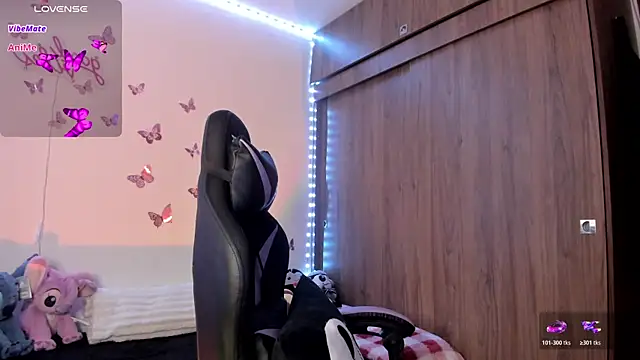 tiffany sofia 1 online show from 01-13-26, 08:03